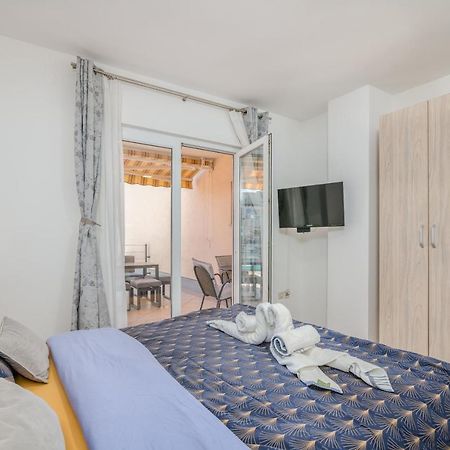 Apartment Stella Di Mare 2 Krk Town Esterno foto