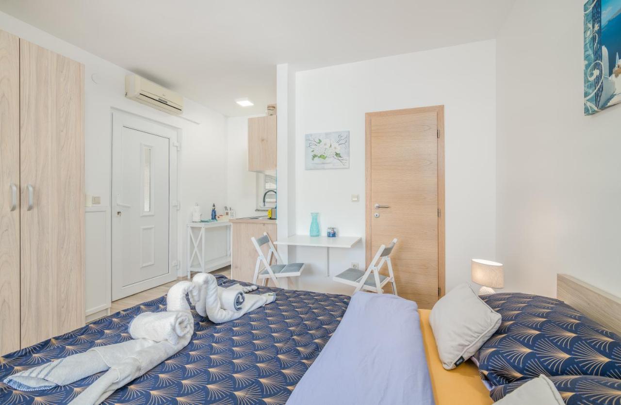 Apartment Stella Di Mare 2 Krk Town Esterno foto